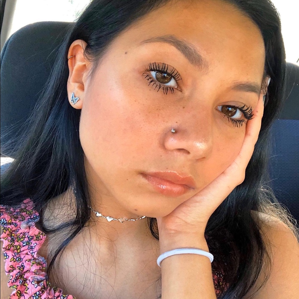 Meet your Posher, Kayla